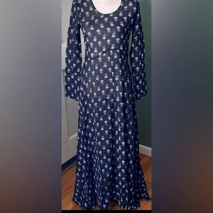 New women’s prints long sleeves scoopneck maxi dress, size XS